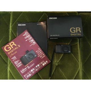 リコー(RICOH)のRICOH リコー GR DIGITALⅡ パーフェクトガイド付き(コンパクトデジタルカメラ)