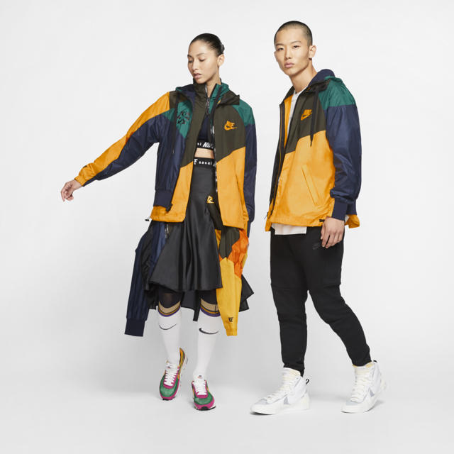 nike sacai hooded anorak