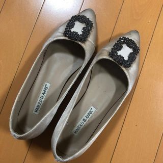 マノロブラニク(MANOLO BLAHNIK)の難あり マノロブラニク ハンギシ フラットパンプス(バレエシューズ)