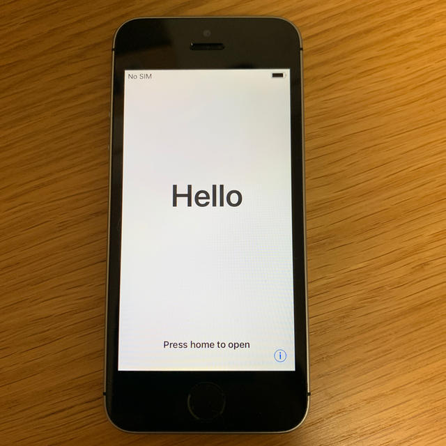 iPhoneSE 32GB スペースグレー　SIMフリー