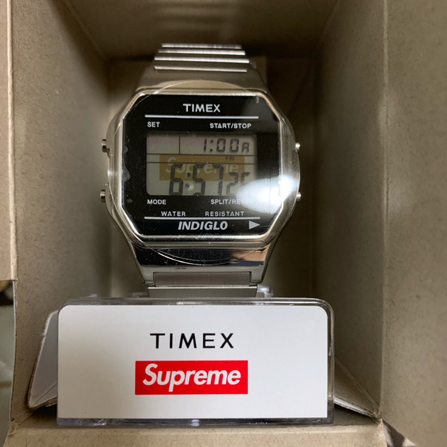時計Supreme Timex Digital Watch