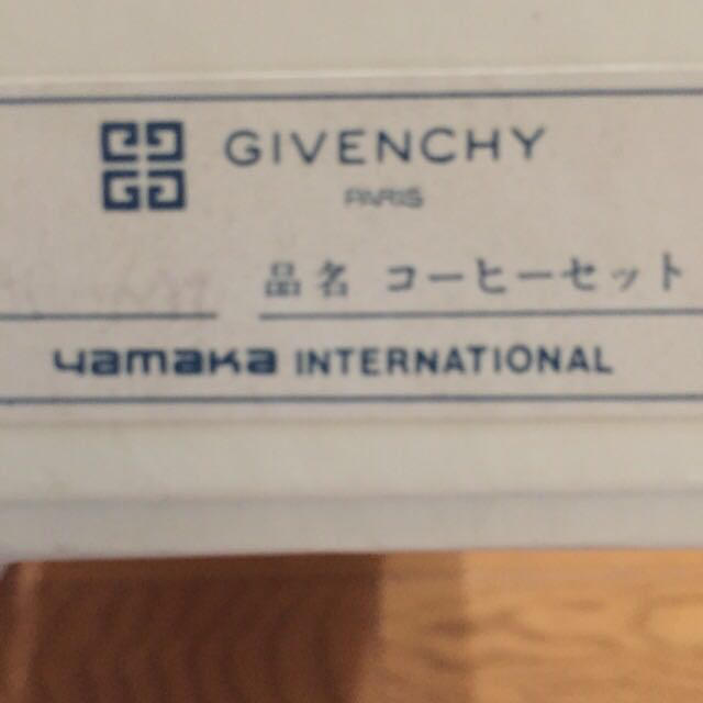 GIVENCHY(ジバンシィ)のGIVENCHYコーヒーカップセット インテリア/住まい/日用品のキッチン/食器(グラス/カップ)の商品写真