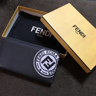 フェンディ(FENDI)の値下げ)新品 正規品 フェンディ ラウンドファスナー 長財布(長財布)