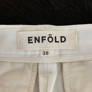 エンフォルド(ENFOLD)のエンフォルド 白パンツ サイズ38(カジュアルパンツ)