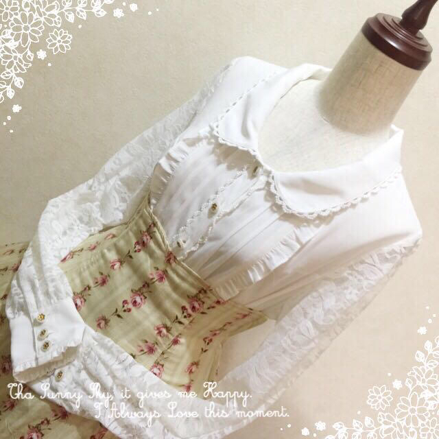 Ank Rouge(アンクルージュ)のお袖レース♡フリルピンタックブラウス♡ レディースのトップス(シャツ/ブラウス(長袖/七分))の商品写真