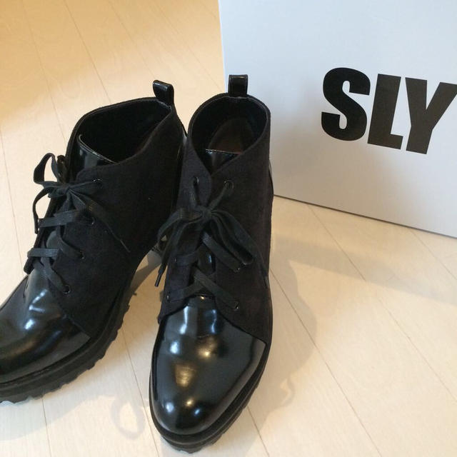 レディース コンビレースアップショートブーツ SLY - 靴