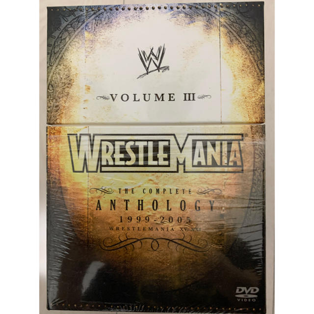 中古　WWE レッスルマニアアンソロジーBOX 3 エンタメ/ホビーのDVD/ブルーレイ(スポーツ/フィットネス)の商品写真