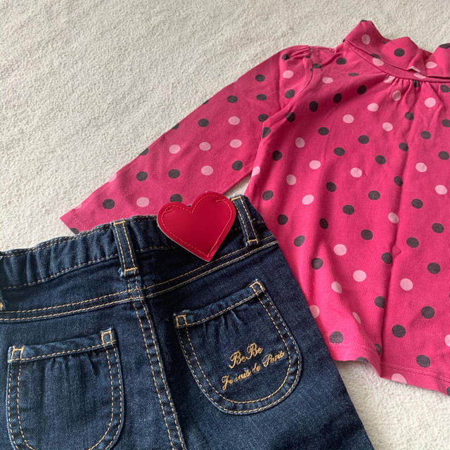 GAP(ギャップ)の【美品】BeBe★デニムパンツ 90cm＆gap★カットソー 95cm キッズ/ベビー/マタニティのキッズ服女の子用(90cm~)(Tシャツ/カットソー)の商品写真