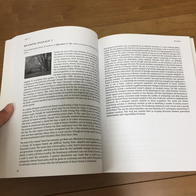 IELTS 7 Cambridge official book エンタメ/ホビーの本(語学/参考書)の商品写真