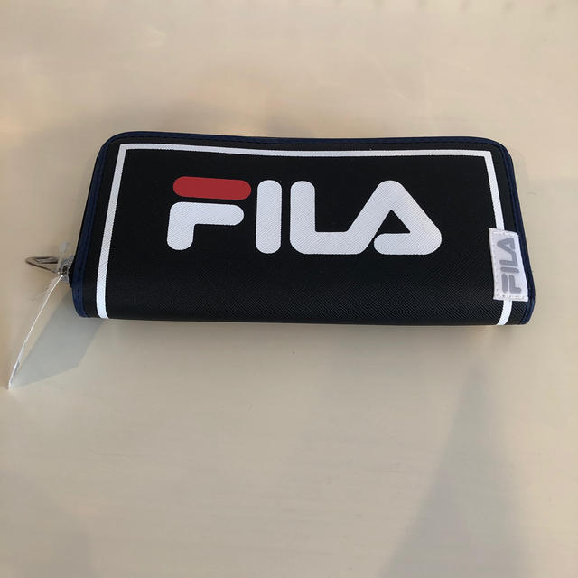 FILA(フィラ)のフィラ　FILA  財布　長財布　新品　トリコロールカラー　再値下げ レディースのファッション小物(財布)の商品写真