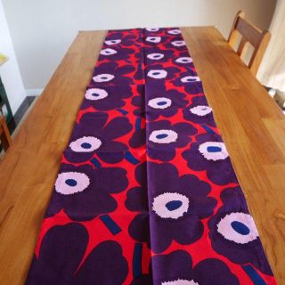 マリメッコ(marimekko)のマリメッコ Pieni Unikkoテーブルランナー40×160cm(テーブル用品)