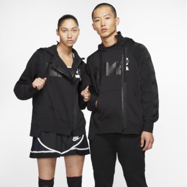 sacai(サカイ)のナイキ NIKE サカイ sacai 未使用 スウェット パーカー L ジップ メンズのトップス(パーカー)の商品写真