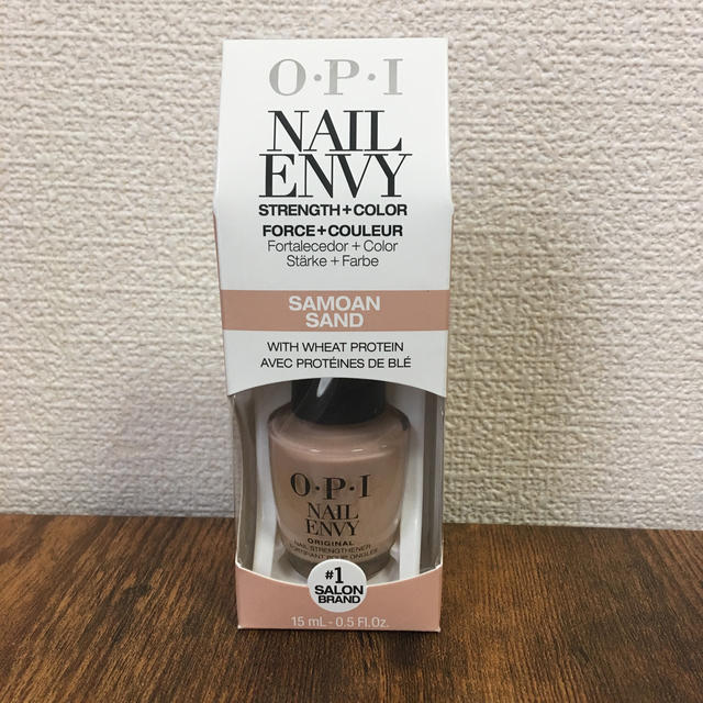 OPI(オーピーアイ)の新品 OPI ENVY サモアンサンド 強化剤 ベースコート ベージュ コスメ/美容のネイル(ネイルトップコート/ベースコート)の商品写真