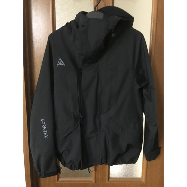 【超美品】Nike Acg goretex マウンテンパーカ