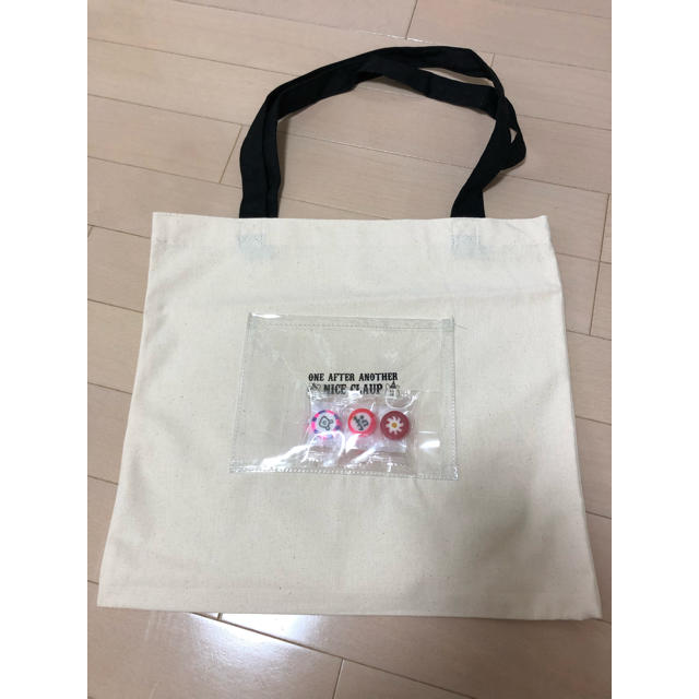 one after another NICE CLAUP(ワンアフターアナザーナイスクラップ)のナイスクラップ CANDY in BAG レディースのバッグ(トートバッグ)の商品写真