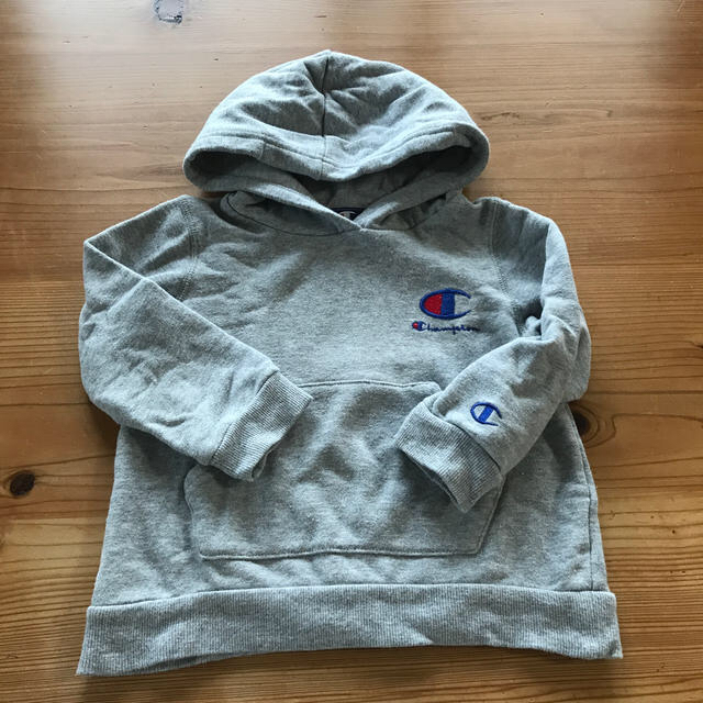 Champion(チャンピオン)のチャンピオン トレーナー size100 キッズ/ベビー/マタニティのキッズ服男の子用(90cm~)(その他)の商品写真