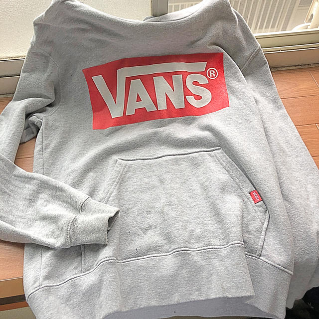 VANS(ヴァンズ)のVANS パーカー レディースのトップス(パーカー)の商品写真