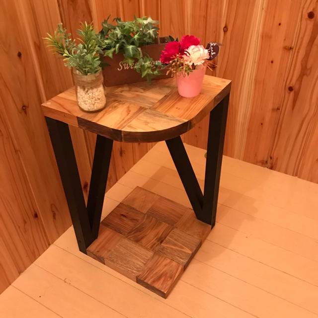 ハンドメイド 木製カフェテーブルの通販 by タスク's shop｜ラクマ