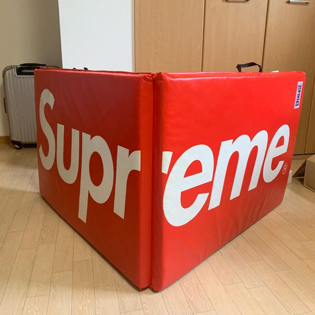 Supreme(シュプリーム)の17aw Supreme Everlast ヨガマット マット エクササイズ スポーツ/アウトドアのトレーニング/エクササイズ(ヨガ)の商品写真