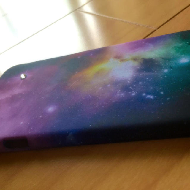 claire's(クレアーズ)のiPhone6用ケース 宇宙柄 スマホ/家電/カメラのスマホアクセサリー(モバイルケース/カバー)の商品写真