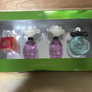 ケイトスペードニューヨーク(kate spade new york)の【新品☆未開封】ケイトスペード　パルファム(香水(女性用))