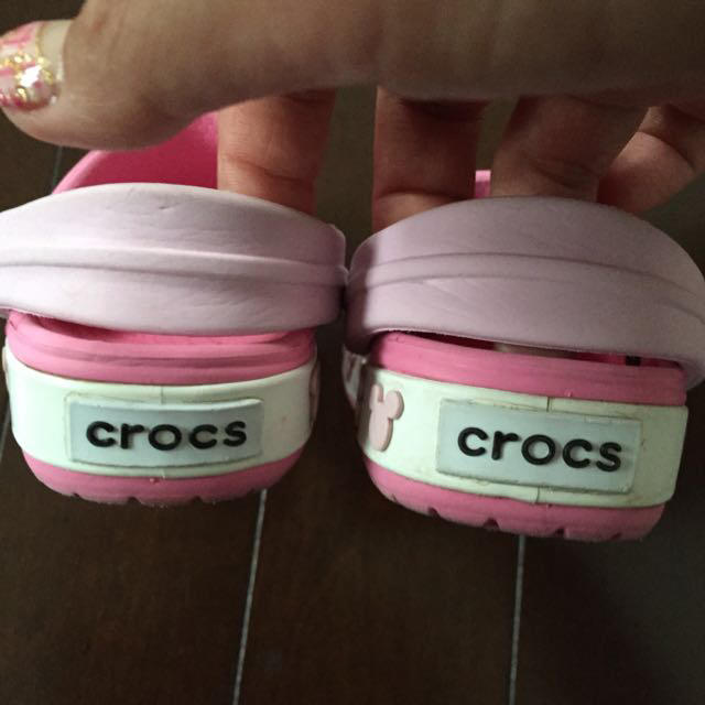 crocs(クロックス)のクロックス キッズ/ベビー/マタニティのベビー靴/シューズ(~14cm)(サンダル)の商品写真