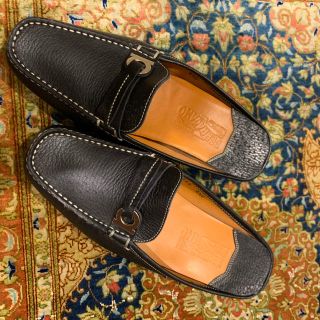 フェラガモ(Ferragamo)のFerragamo スリッポン 超美品　箱なし　レディース(スリッポン/モカシン)