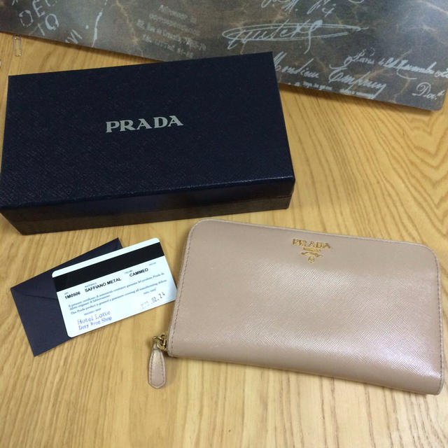 正規品 PRADA 長財布