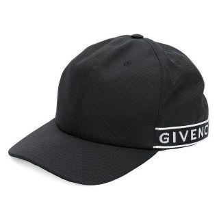 ジバンシィ(GIVENCHY)の新品未使用！送料込み★GIVENCHY★ロゴキャップ(キャップ)