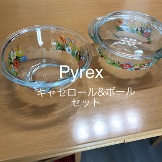パイレックス(Pyrex)のパイレックス　キャセロール&ボウル　トロピカル柄(調理道具/製菓道具)