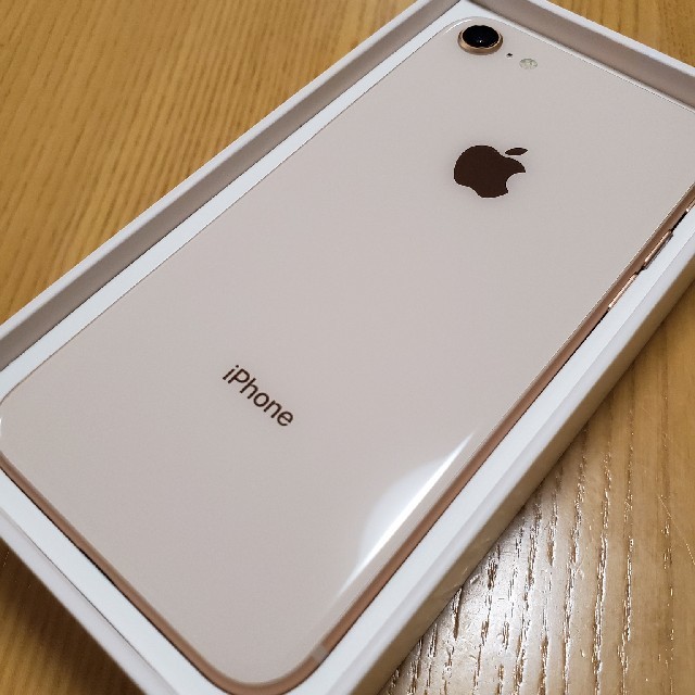 ★美品★SIMロック解除済★Softbank iPhone8 256G ゴールド