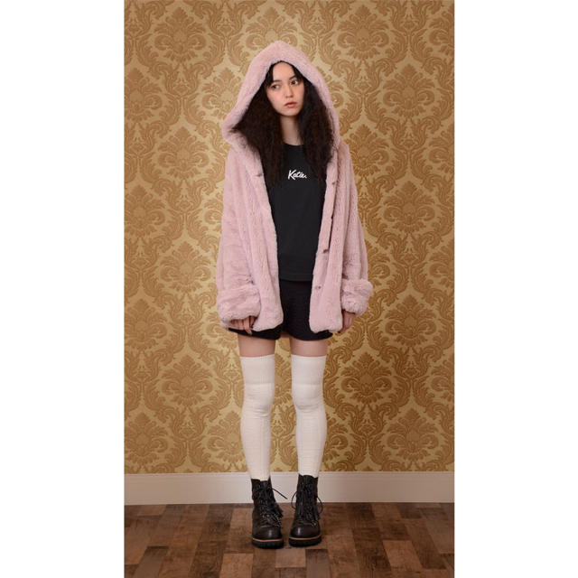 Katie(ケイティー)のkatie  BUNNY CLUB hooded coat pink レディースのジャケット/アウター(毛皮/ファーコート)の商品写真