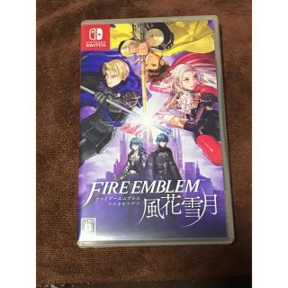 ニンテンドースイッチ(Nintendo Switch)のファイアーエムブレム 風花雪月 通常版(家庭用ゲームソフト)