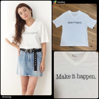 マウジー(moussy)のmoussy☆VネックＴシャツ(Tシャツ(半袖/袖なし))