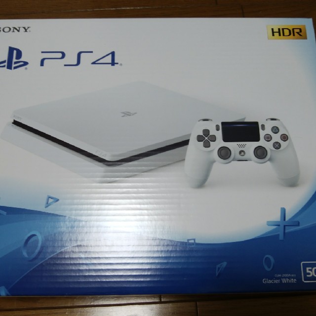 PlayStation®4 グレイシャー・ホワイト