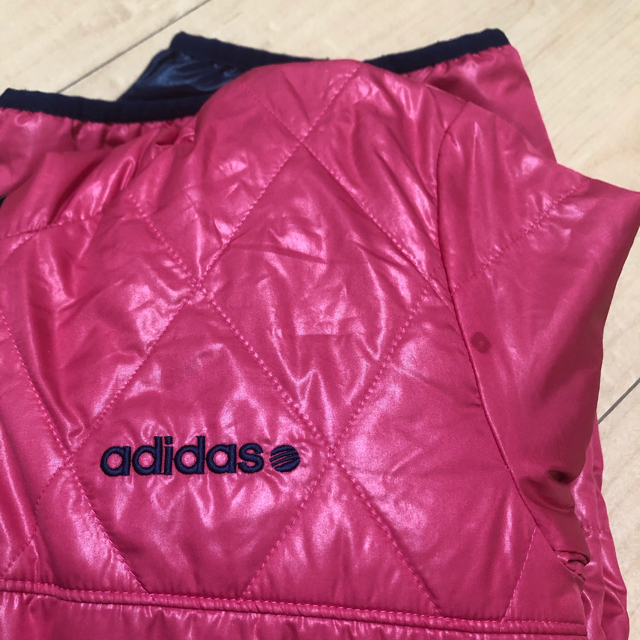 adidas(アディダス)のadidas ダウンジャケット レディースのジャケット/アウター(ダウンジャケット)の商品写真