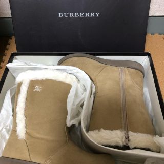 バーバリー(BURBERRY)のバーバリーのムートンブーツ 23センチ(ブーツ)