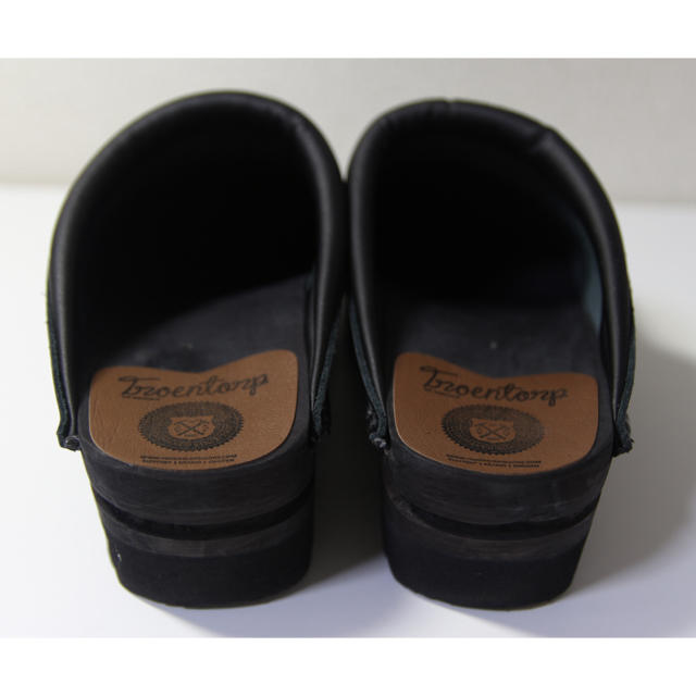 NEPENTHES(ネペンテス)のtroentorp トロエントープ  サイズ38 メンズの靴/シューズ(サンダル)の商品写真