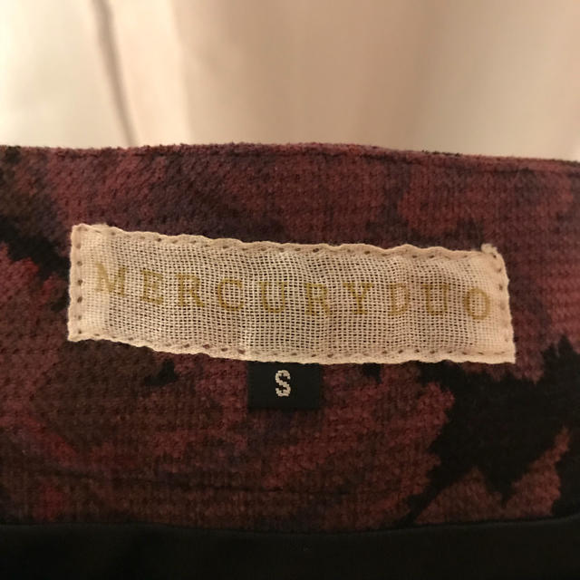 MERCURYDUO(マーキュリーデュオ)のゴブラン織り ミニスカート 週末限定お値下げ！ レディースのスカート(ミニスカート)の商品写真