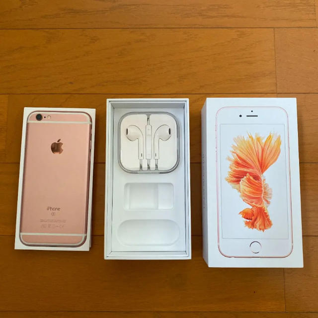 iPhone(アイフォーン)の三連休限定出品☆iPhone 6s 64GB 専用箱イヤホン付き！docomo スマホ/家電/カメラのスマートフォン/携帯電話(スマートフォン本体)の商品写真