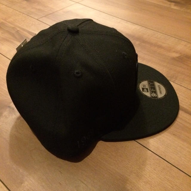 GAP(ギャップ)のGAP NEWERA キャップ ブラック メンズの帽子(キャップ)の商品写真