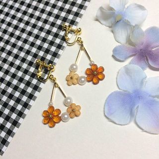 ✳︎お花イヤリング✳︎(イヤリング)