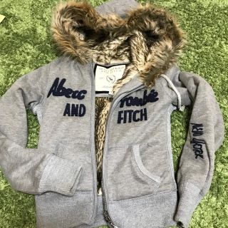 アバクロンビーアンドフィッチ(Abercrombie&Fitch)のアバクロパーカー(パーカー)