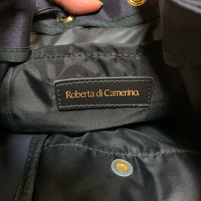 ROBERTA DI CAMERINO(ロベルタディカメリーノ)のロベルタディカメリーノ　リュック レディースのバッグ(リュック/バックパック)の商品写真