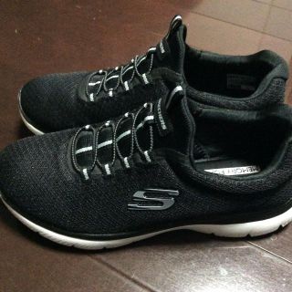 スケッチャーズ(SKECHERS)の美品スケッチャーズ スニーカー(スニーカー)