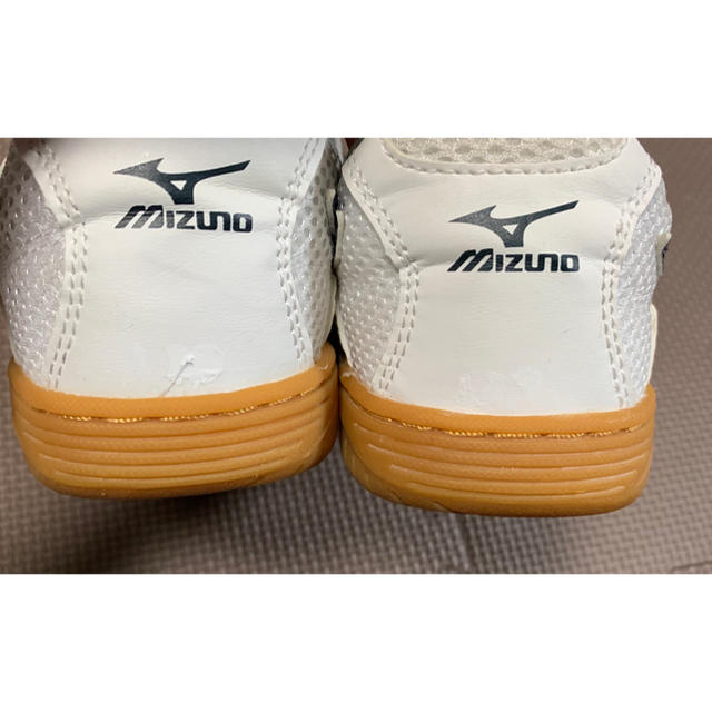 MIZUNO(ミズノ)のミズノ 体育館シューズ レディースの靴/シューズ(スニーカー)の商品写真