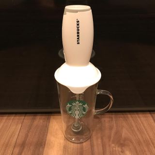 スターバックスコーヒー(Starbucks Coffee)のSTARBUCKS®︎ ミルクフォーマー&カップ(調理道具/製菓道具)