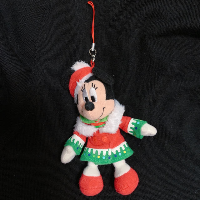 ミッキーマウス(ミッキーマウス)のディズニーランド クリスマス サンタ衣装 ミニーマウス ストラップ エンタメ/ホビーのおもちゃ/ぬいぐるみ(ぬいぐるみ)の商品写真