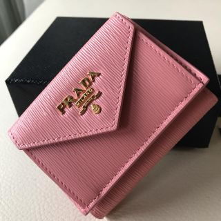 プラダ(PRADA)のプラダPRADA  ☆新品☆ 大人気のミニ財布 三つ折り コンパクトウォレット☆(その他)