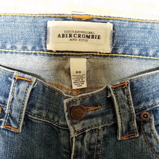 Abercrombie&Fitch(アバクロンビーアンドフィッチ)のAbercrombie&Fitch　デニム レディースのパンツ(デニム/ジーンズ)の商品写真